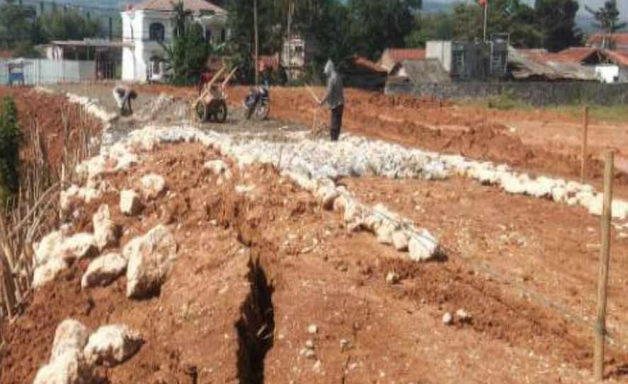 Project Perkerasan jalan Luisadeng , Bogor GIGA KENCANA ABADI