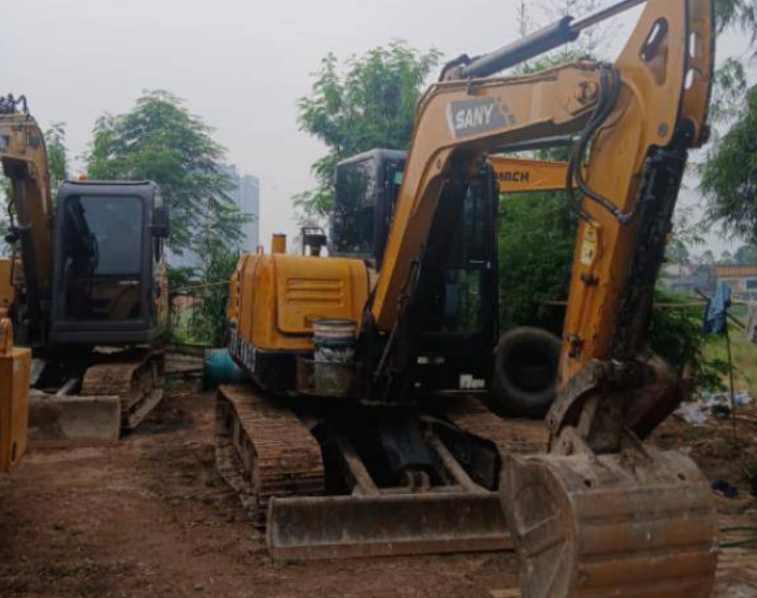 ASET ALAT BERAT GIGA KENCANA ABADI